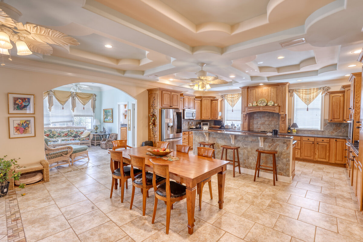 3919 Riverview Dr-26