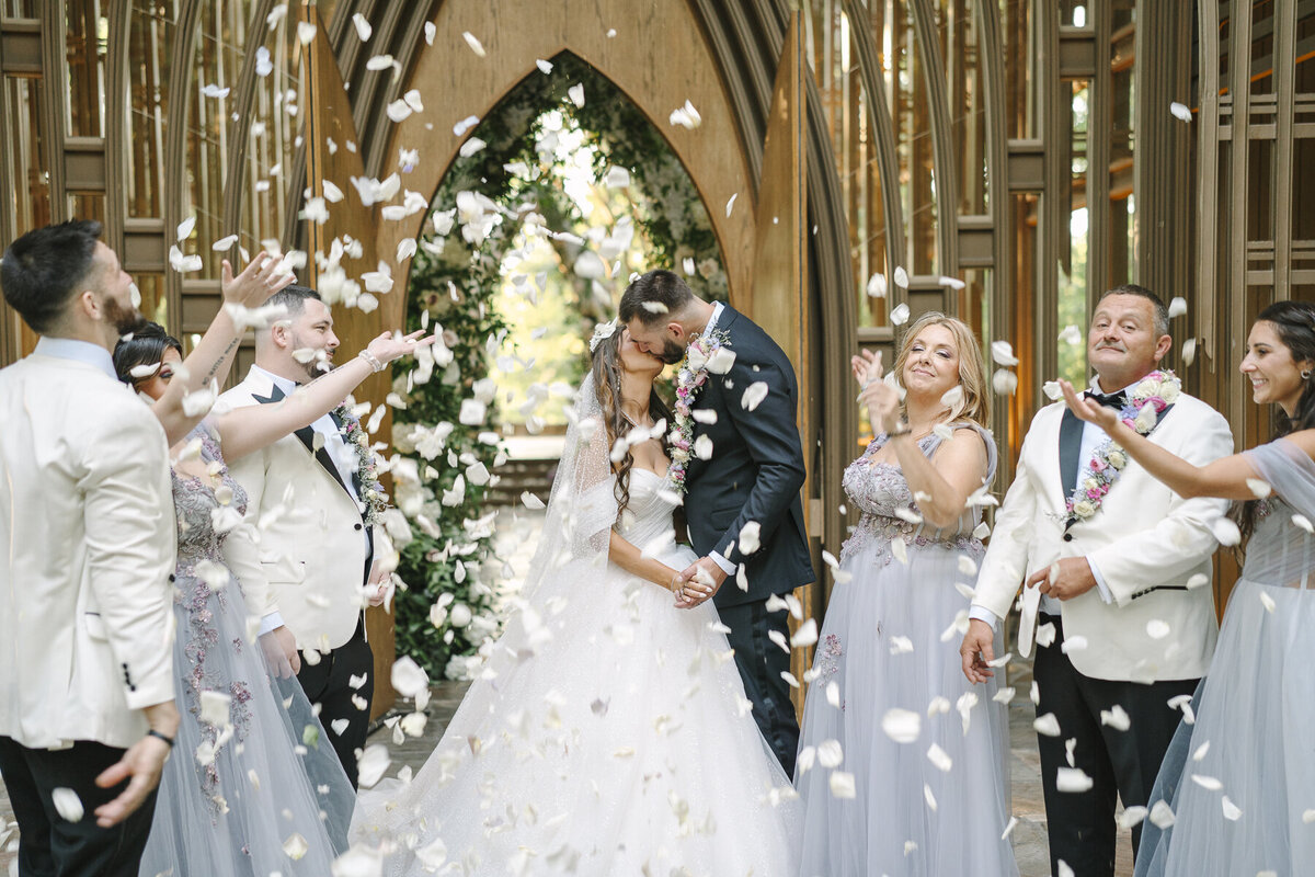 crystal-bridges-museum-wedding-34