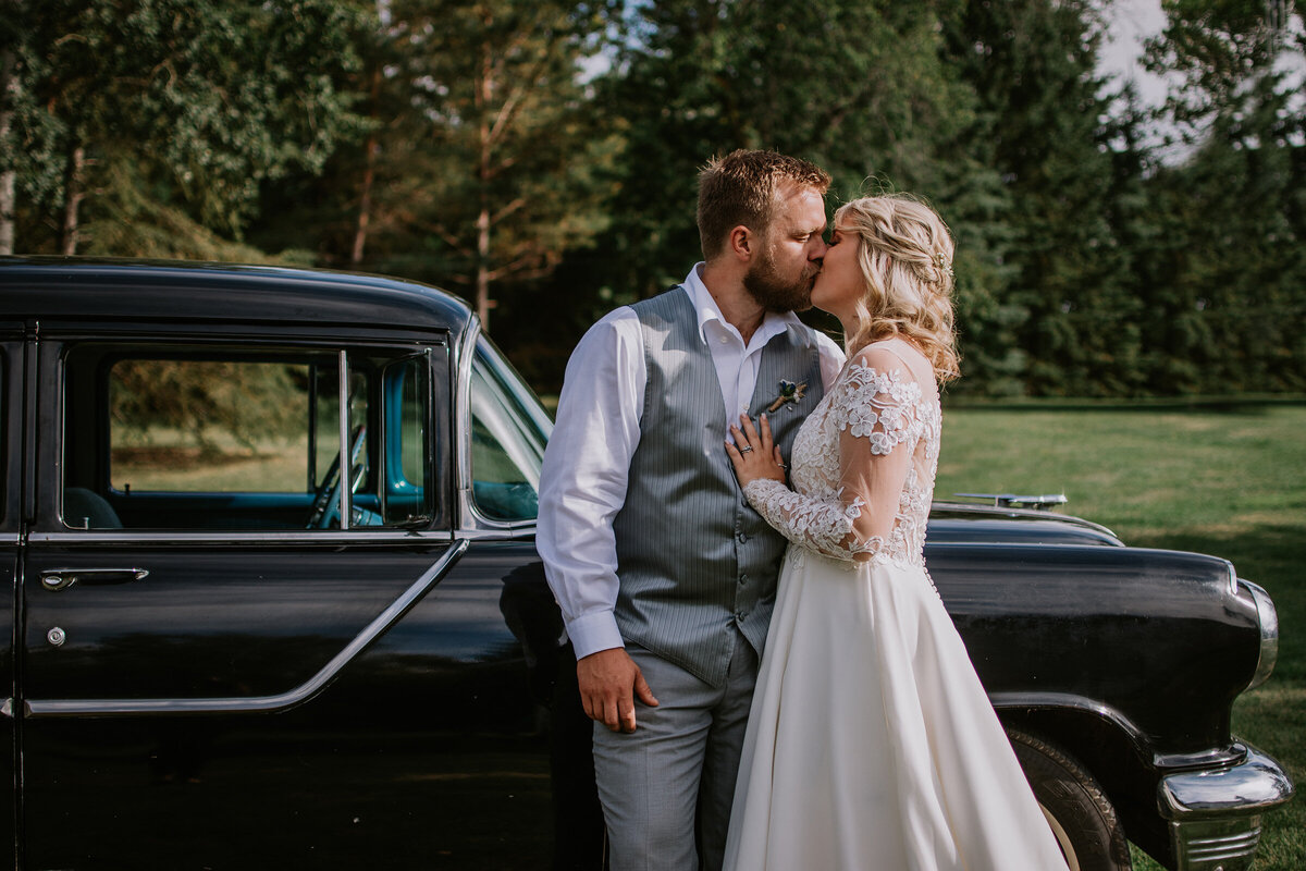 wedding photography classic car