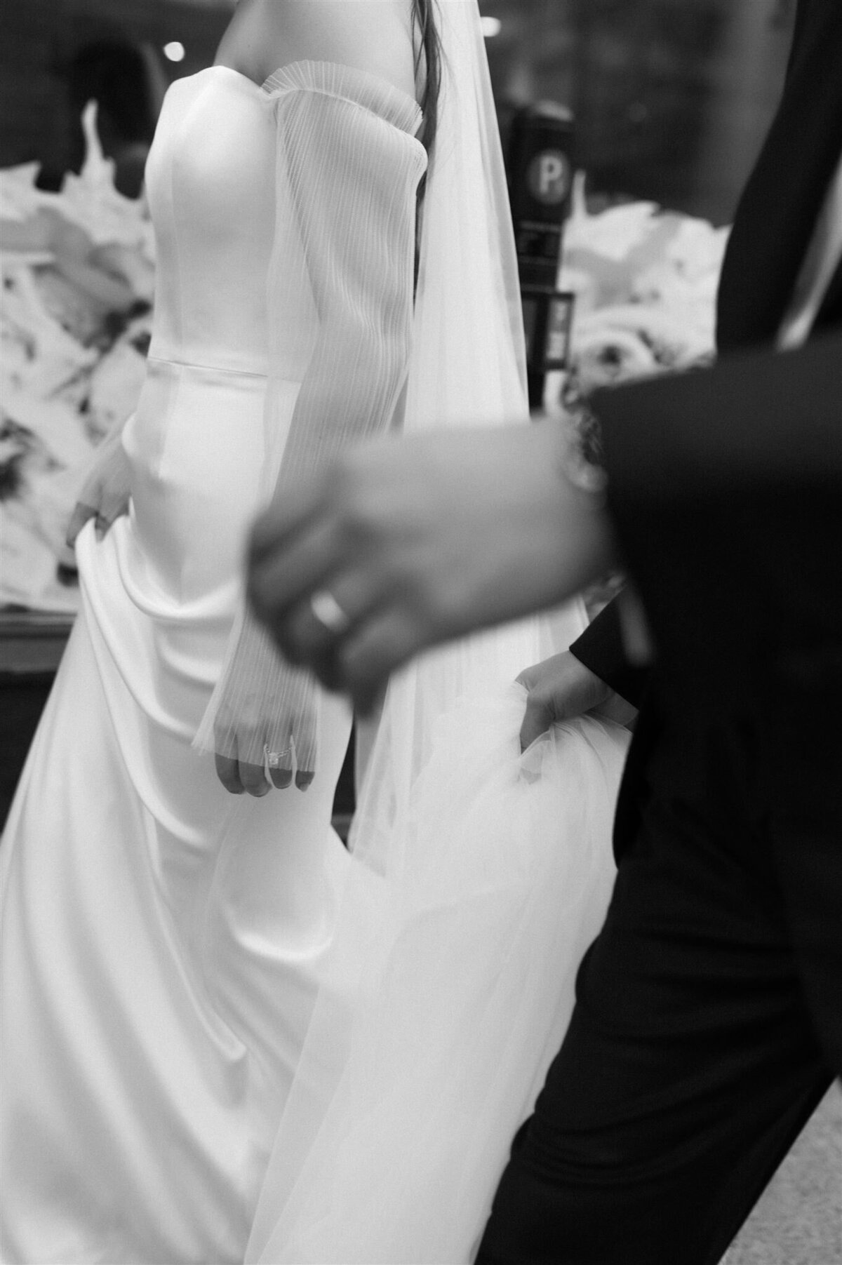 sciences-center-wedding-france-luxury-wedding-julia-garcia-prat-luxury-wedding-photographer-6_websize