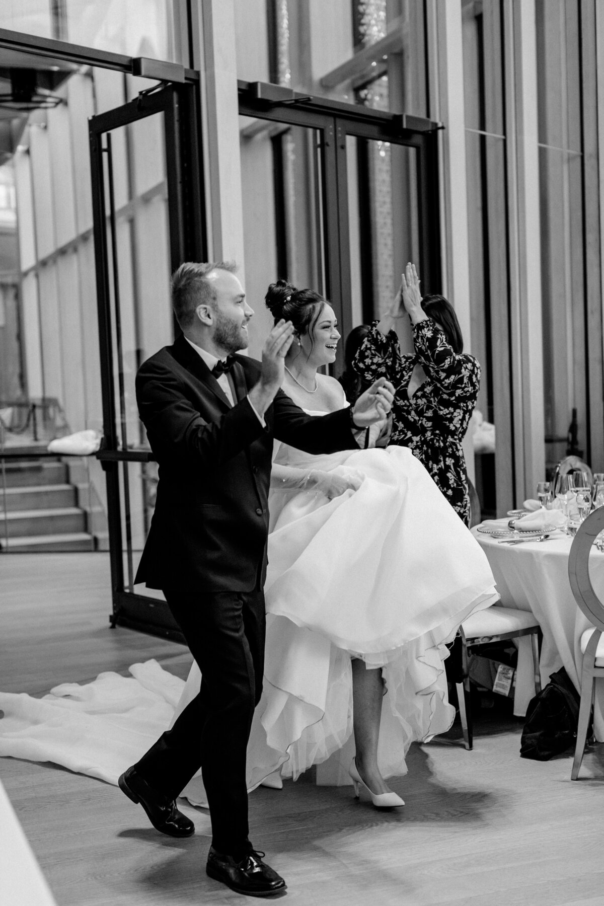 1237 Pascale and Nicolas NAC OBorn Room Wedding Downtown_Ottawa_Photography by Emma