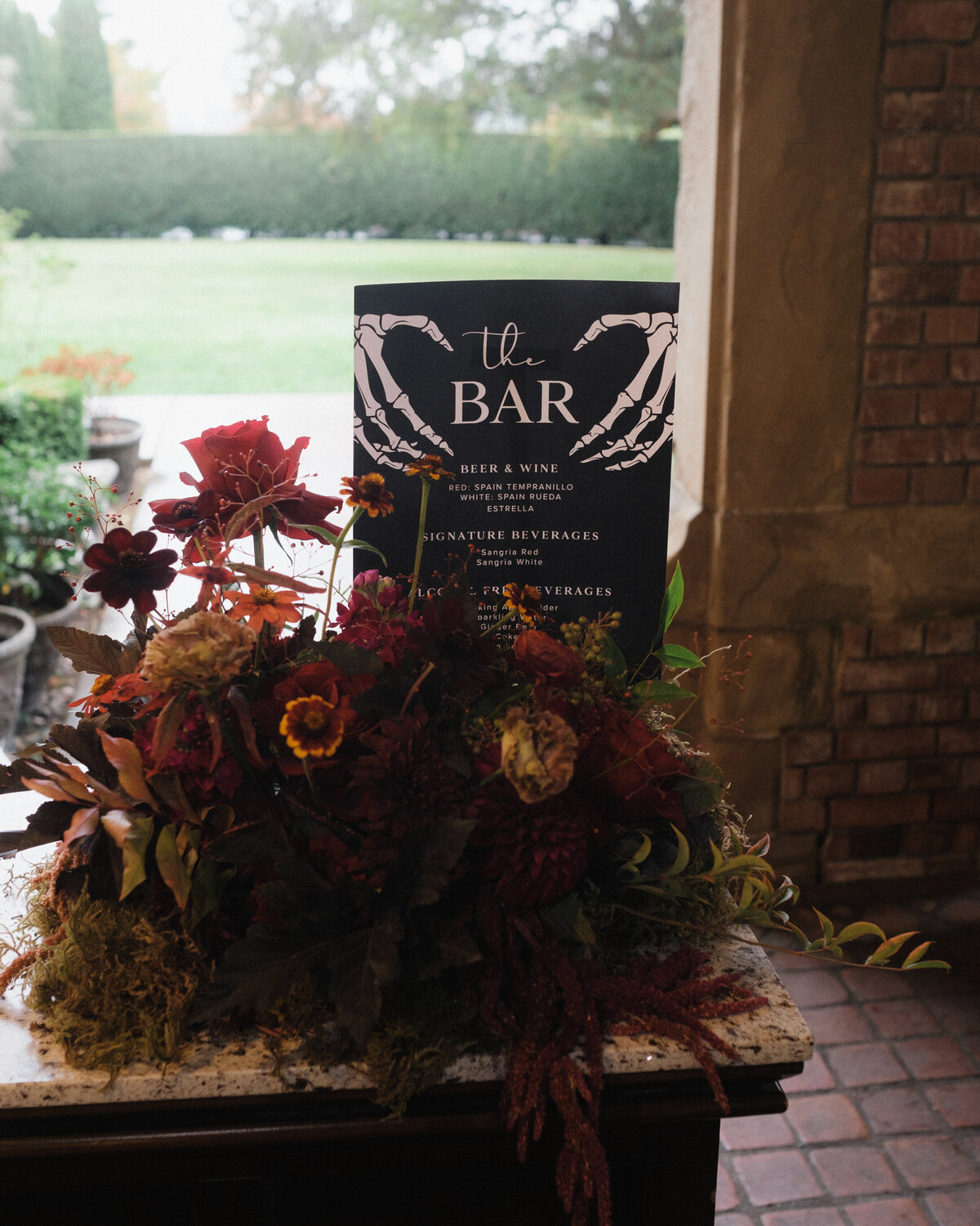 seattle-wedding-florist-moody-fall-wedding