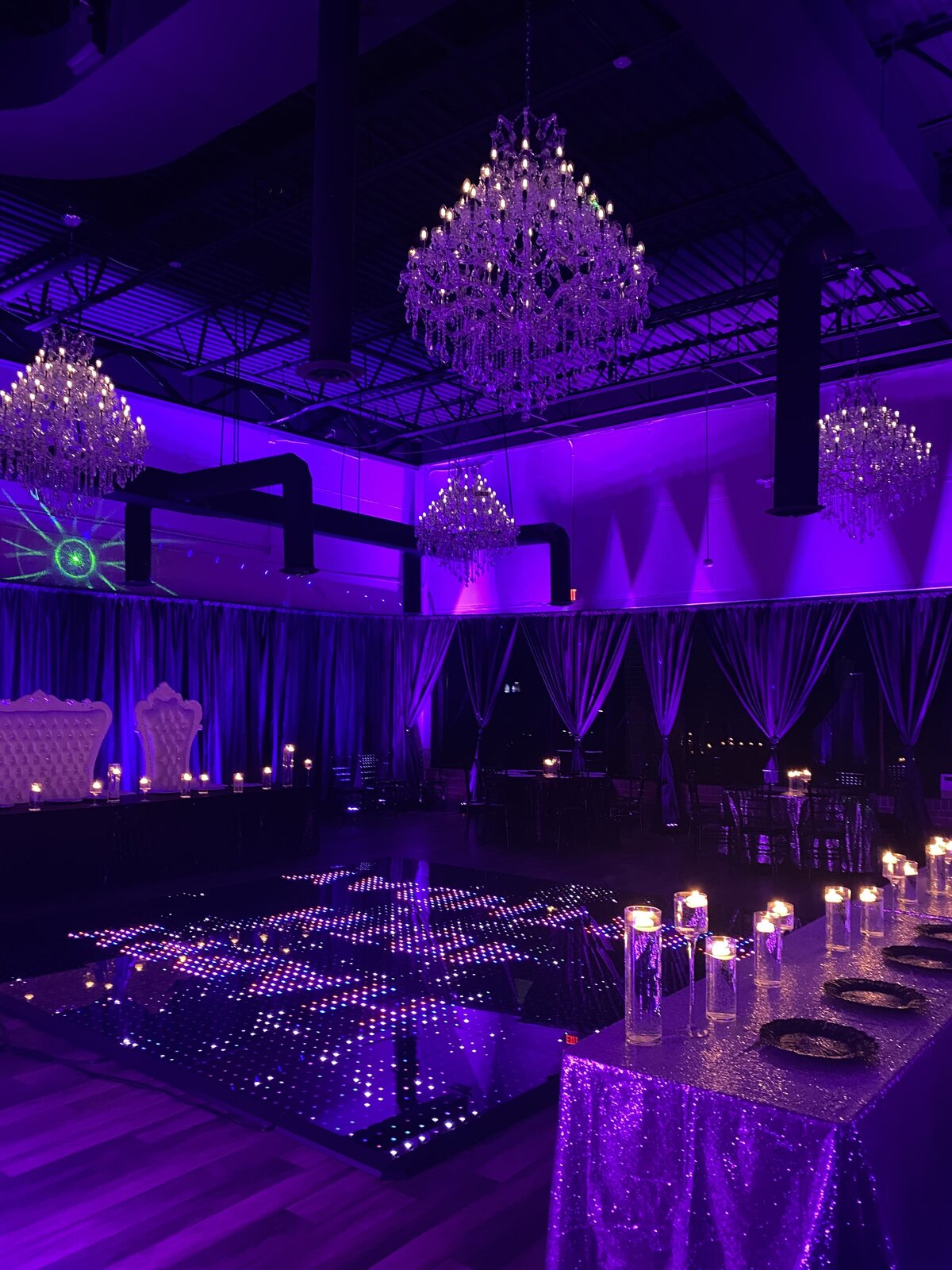 Eleven11 Event Studio is an event space venue within the Metro Detroit area. We are the one-stop shop for all your event rental needs.
