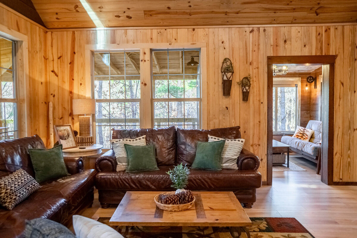wolf-pen-gap-cabin-big-timber-lodge-28