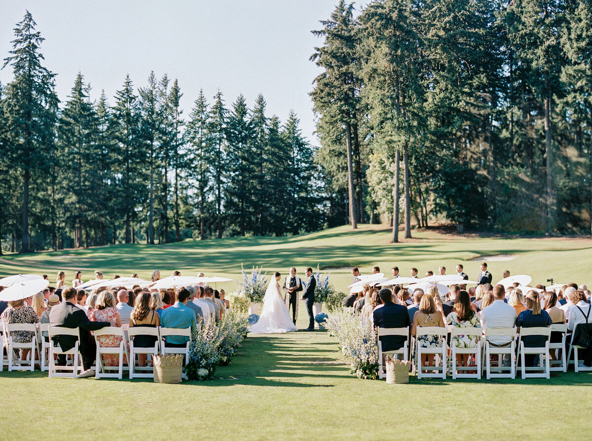 oswego-lake-country-club-wedding-by-portland-wedding-photographers-the-tenneys-21