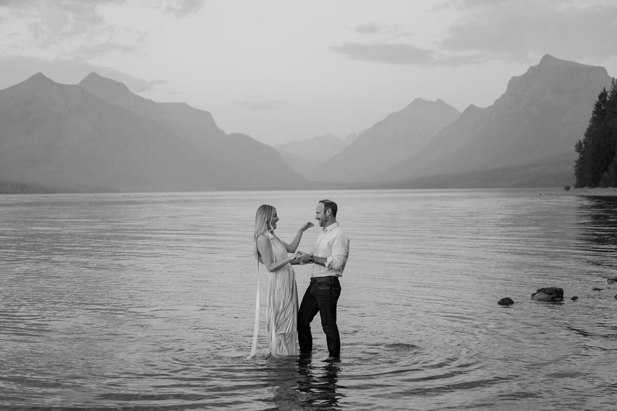 vintage-hollywood-glacier-national-park-elopement-presley-gray-photo1565-2