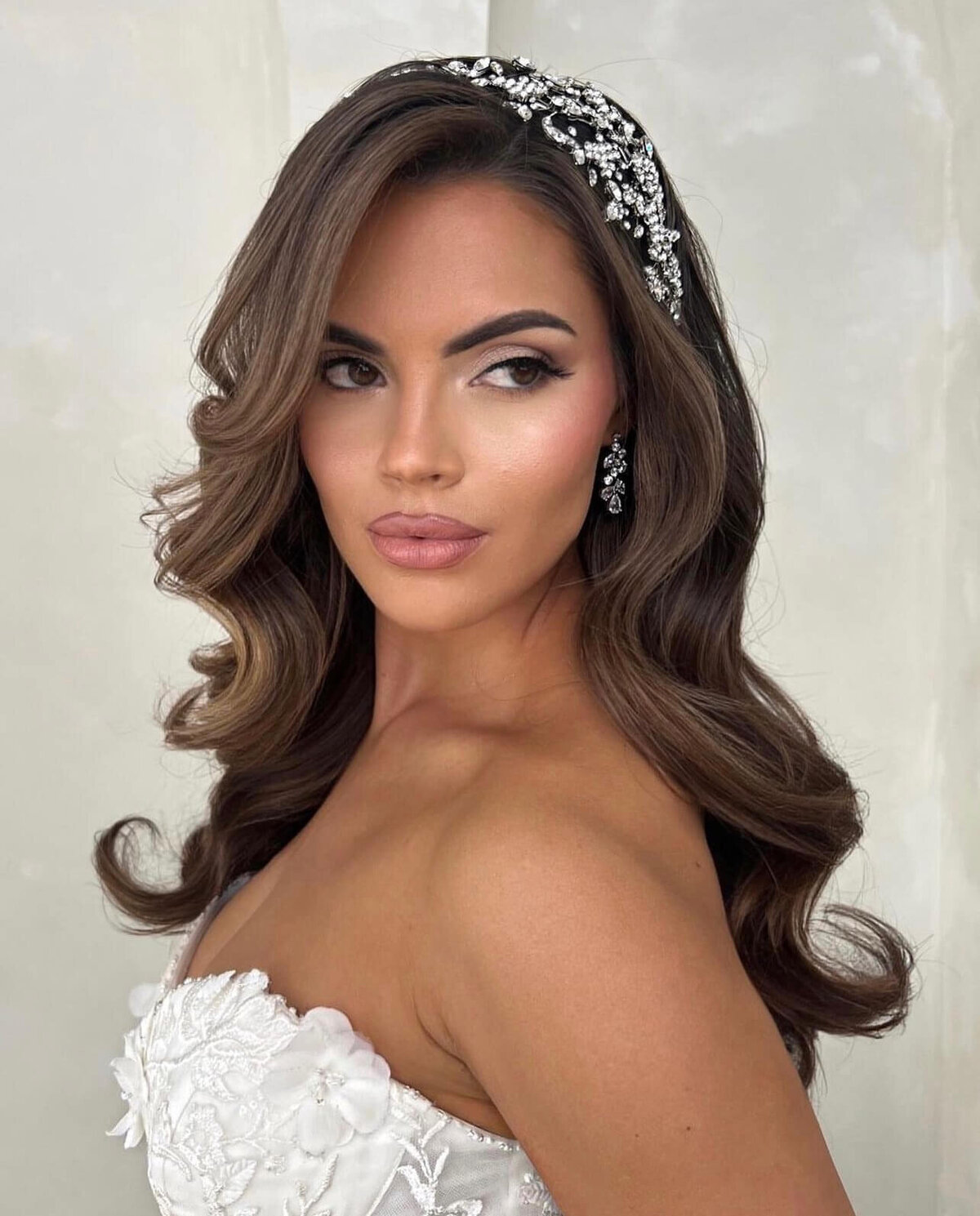 vanessa-andrea-beauty-and-co-luxury-bridal-hair-makeup-home-04