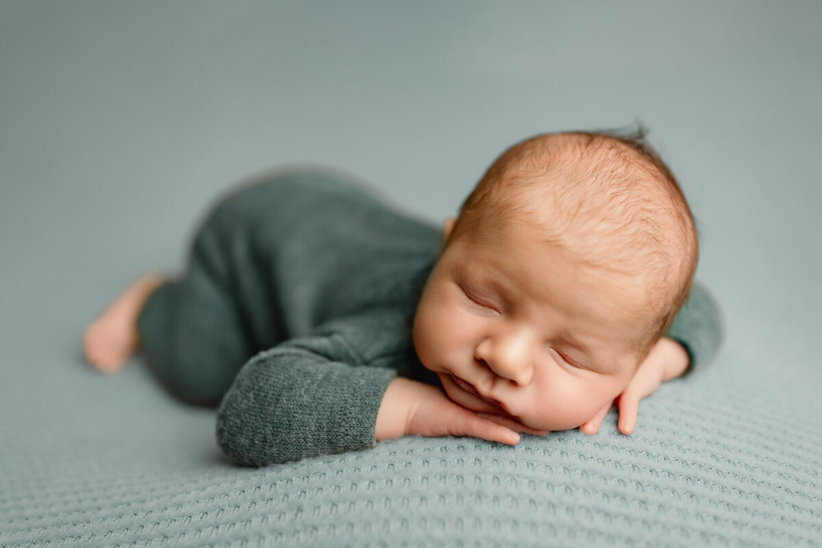 best NWA newborn portraits, newborn photoshoot near me, Northwest Arkansas newborn portrait studio, best NWA baby photographer