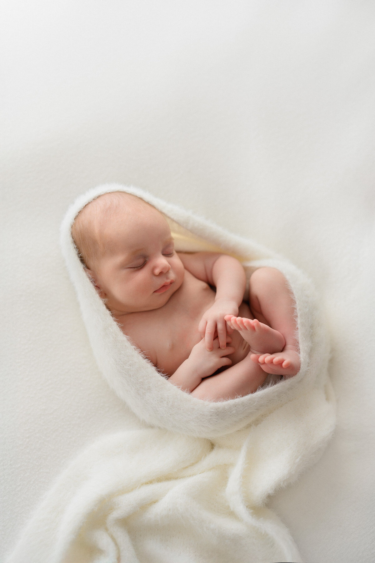Sarah-Vassallo-Natural-Newborn-Photos-Sydney-13