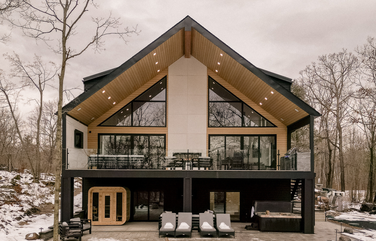 Eco Bay Chalet-Luxury Short Term Group Rental-Port Severn-Muskoka-Ontario