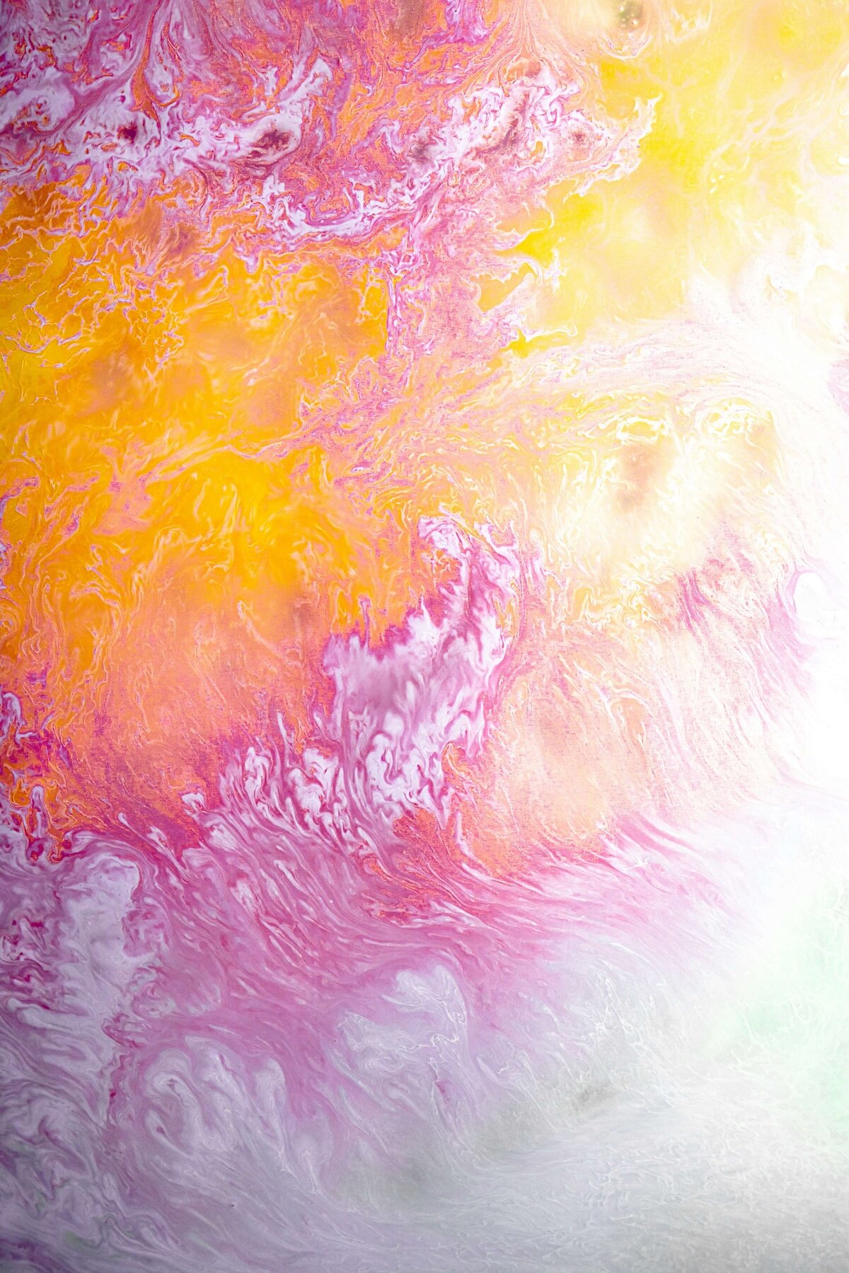 solen-feyissa-Vmahhy8tfIM-unsplash