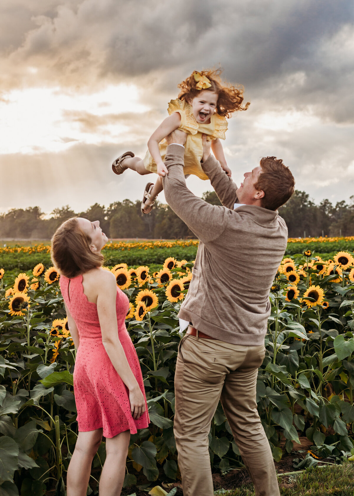 family photography in flower field new jersey