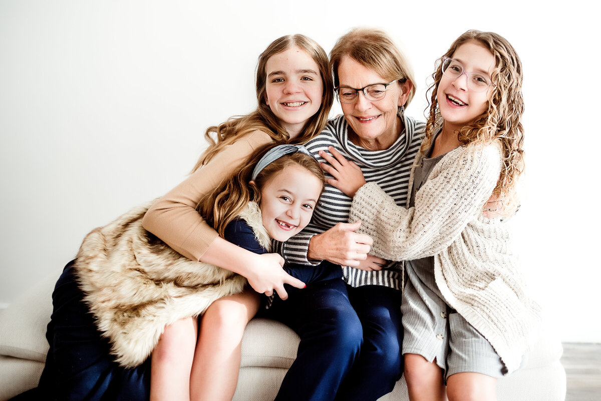 oma and the girls (1 of 1)