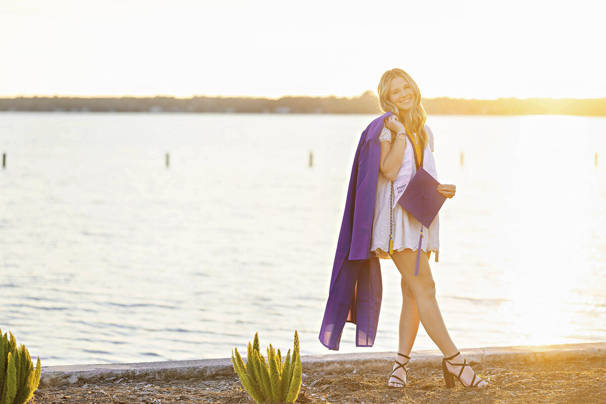 Alyssa Chappell Photography-Senior Girls-Abby-winter-12