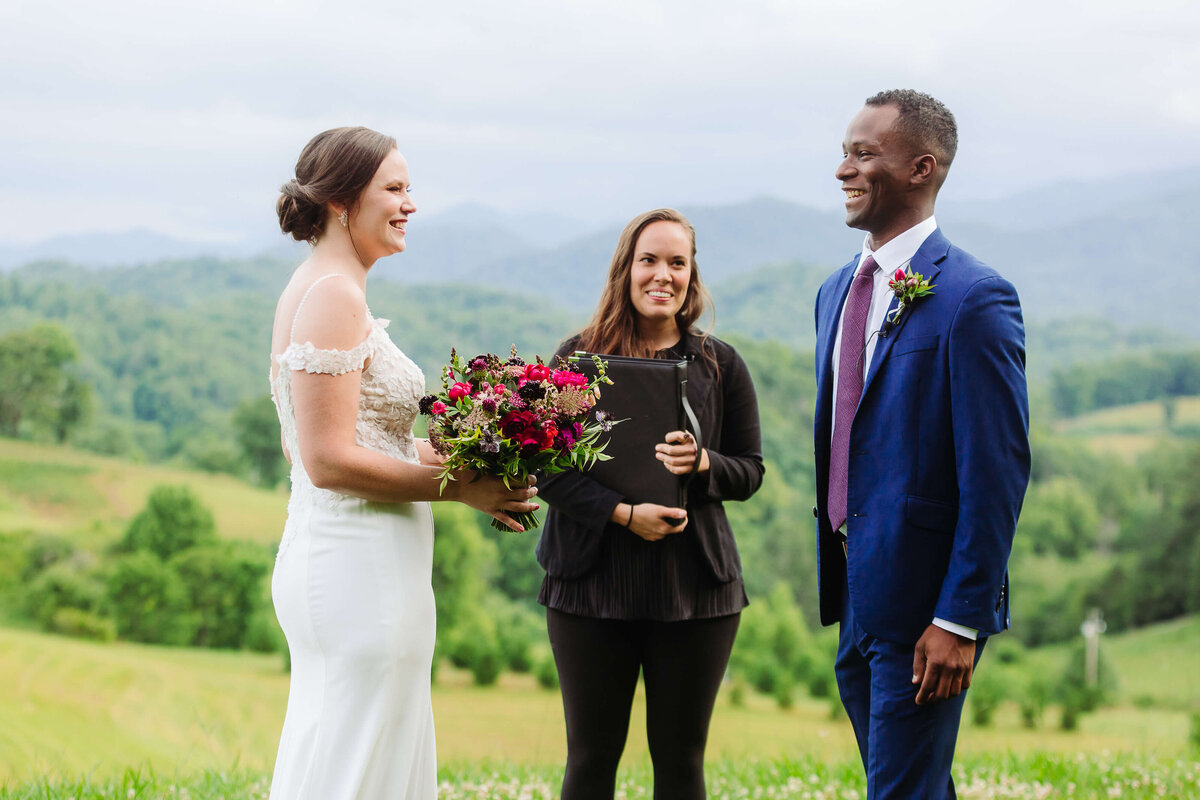 Mountain-Elopement-The-Ridge-NC-12 (1)