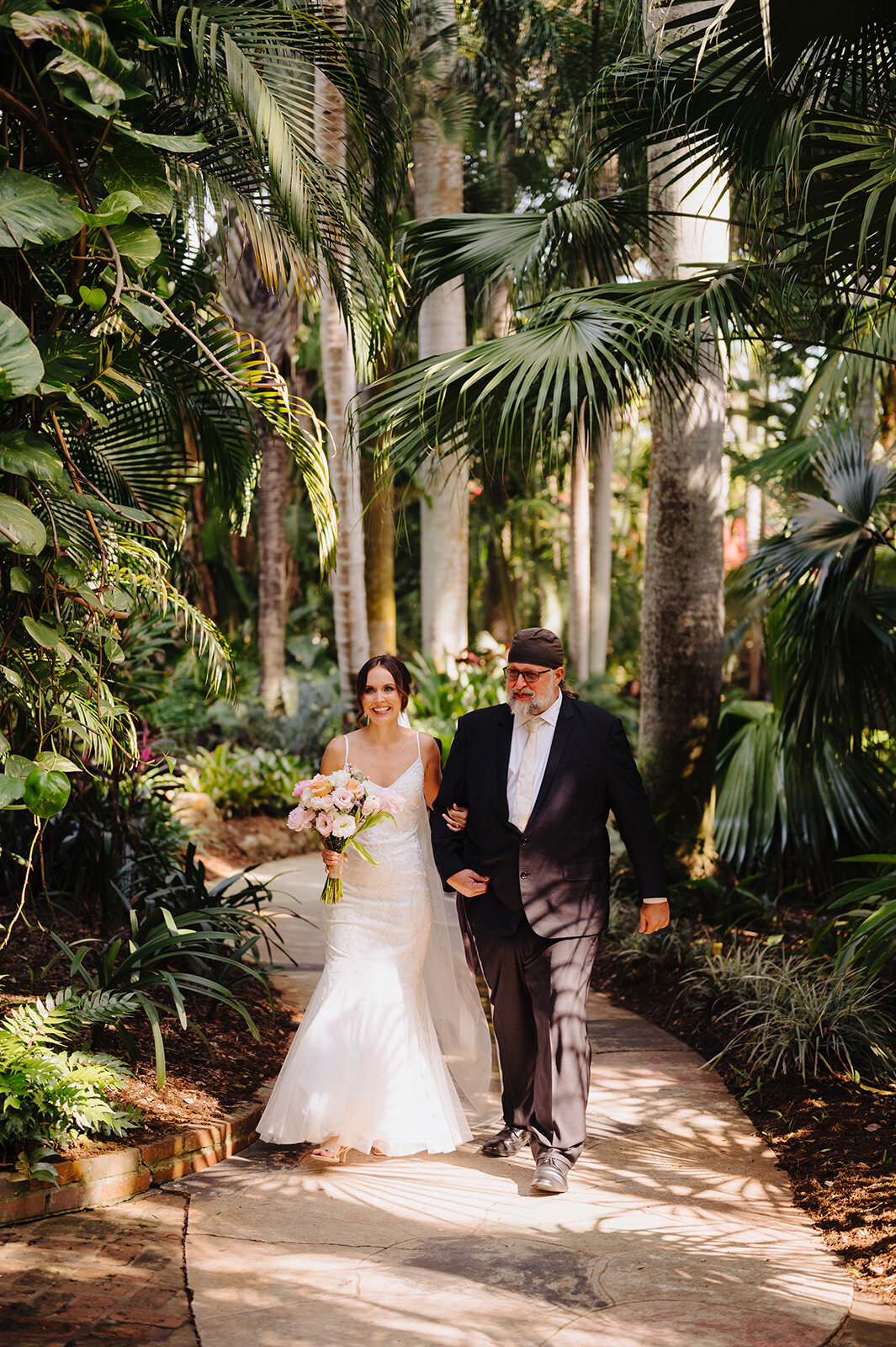 mcneile-photo-sunken-gardens-wedding-chantilly-chic-celebrations-8