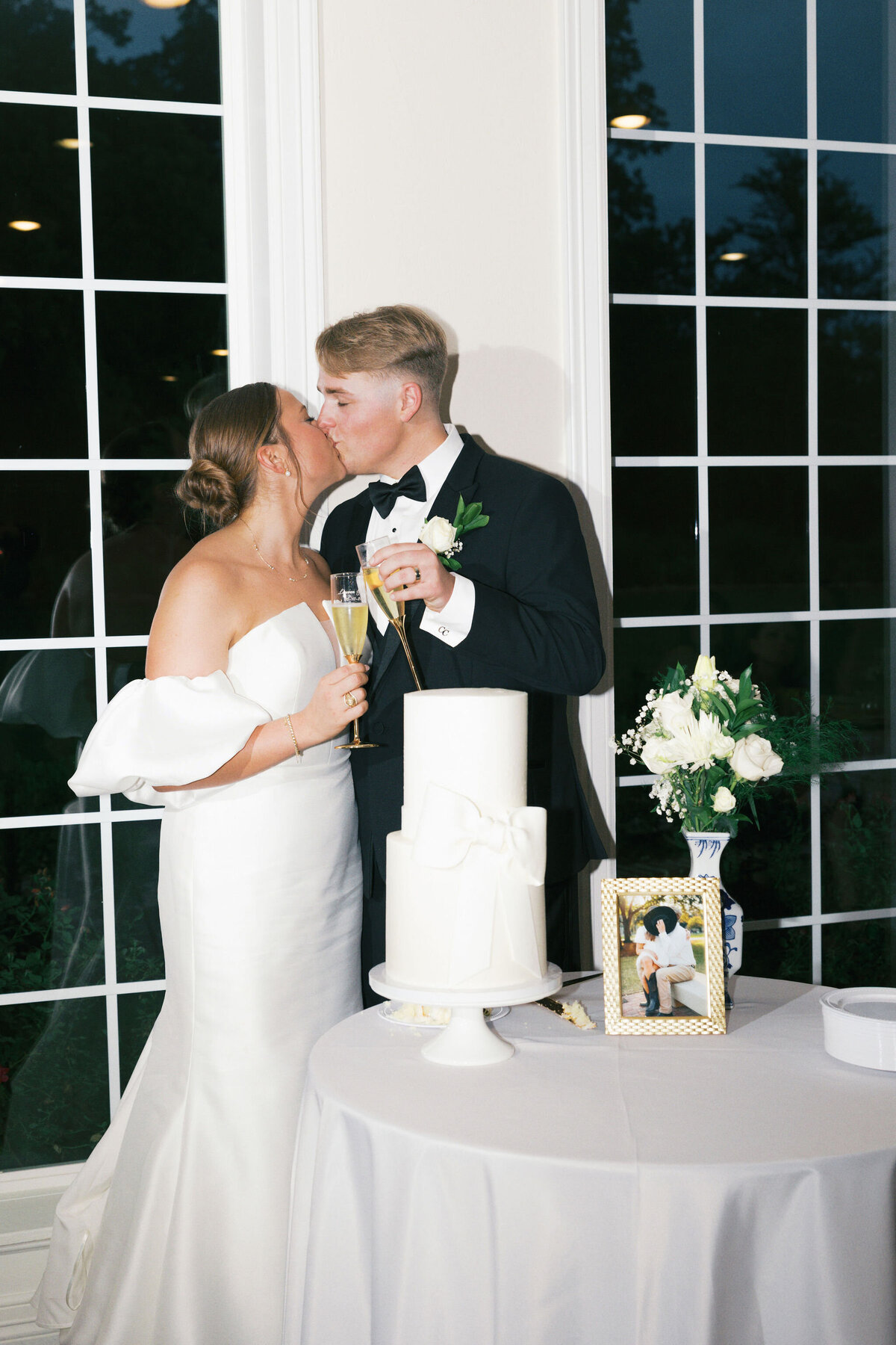 luxury-dallas-wedding-photography