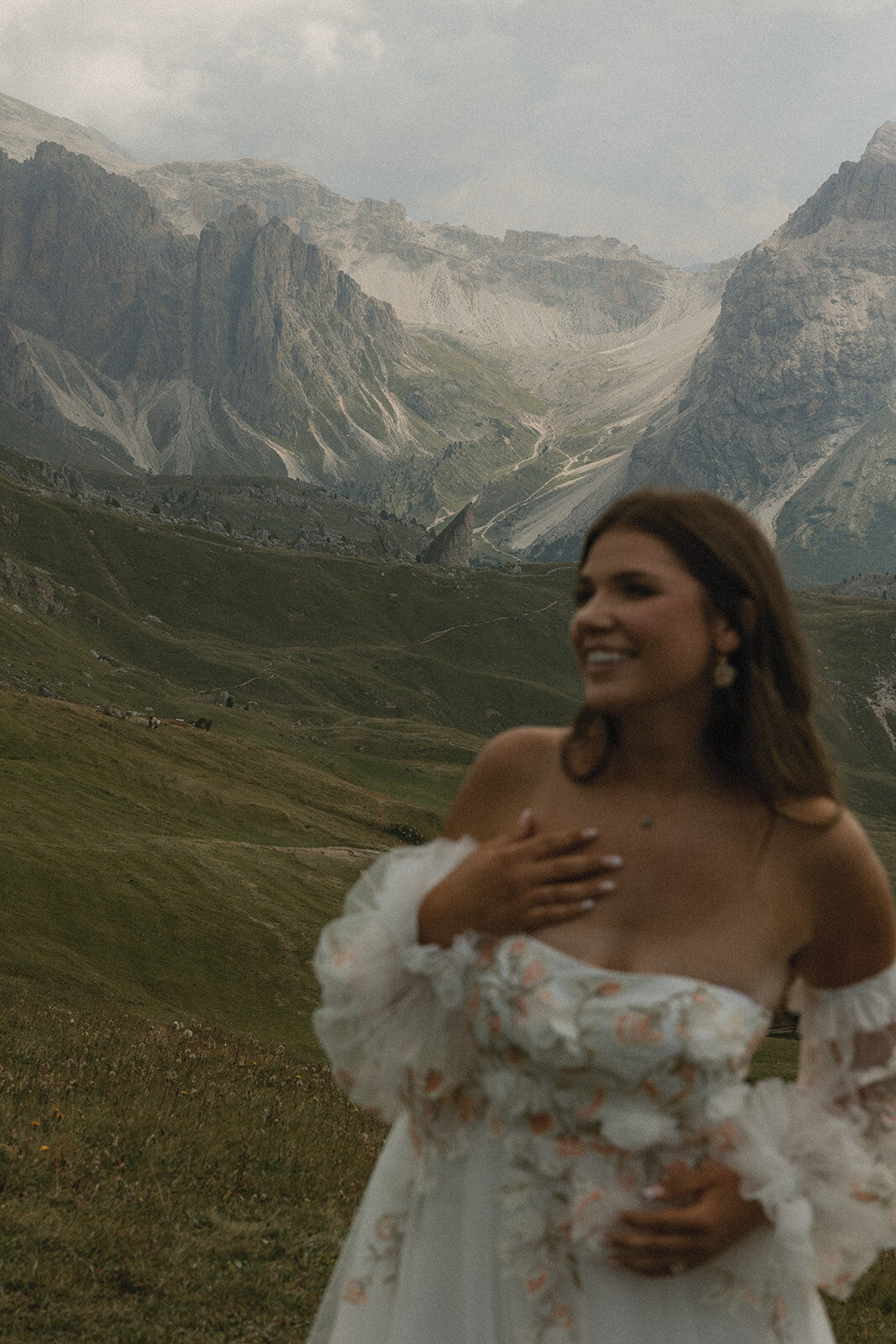 destination-wedding-elopement-photographer-italy-dolomites-seceda-documentary-tanya-davids-photo-film-90