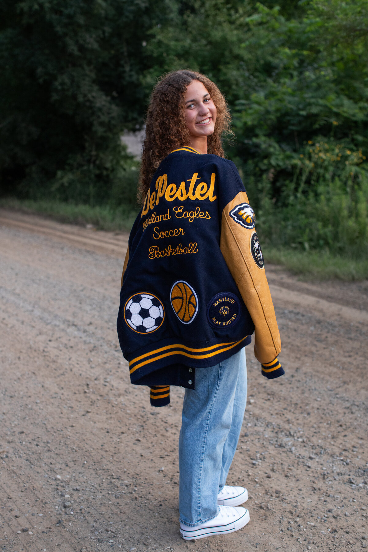 Brighton-michigan-senior-portrait-photographer-anadalai-photography