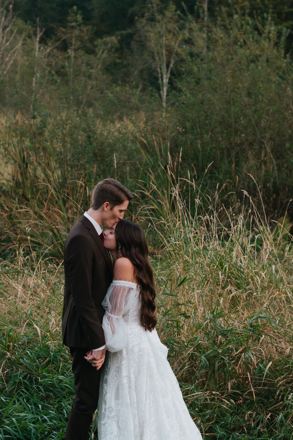 Romantic-documentary-wedding-Jardin del Sol-jennifer-moreno-photography-bride-and-groom