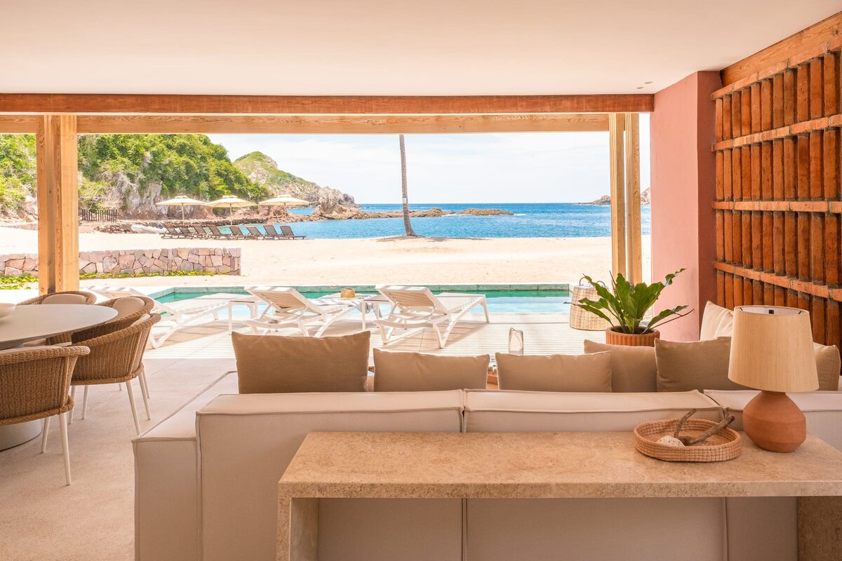 02-1-El-Careyes-Club-and-Residences-Residence-01-3BD-36