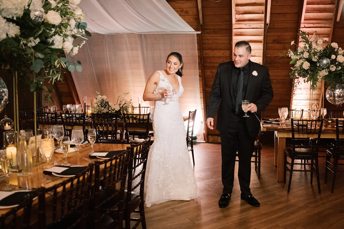 Michelle-Behre-Photography-Lisa-and-Joe-Perona-Farms-Andover-NJ-Wedding-Photographer-117