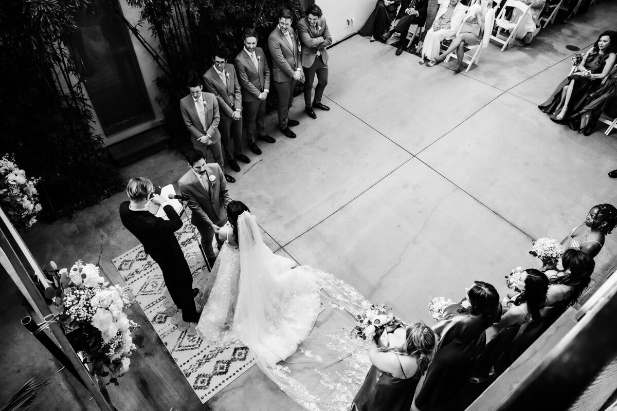 ArcherInspiredPhotography-MercedesandMatt-KimSingTheatre-WeddingCeremony-100