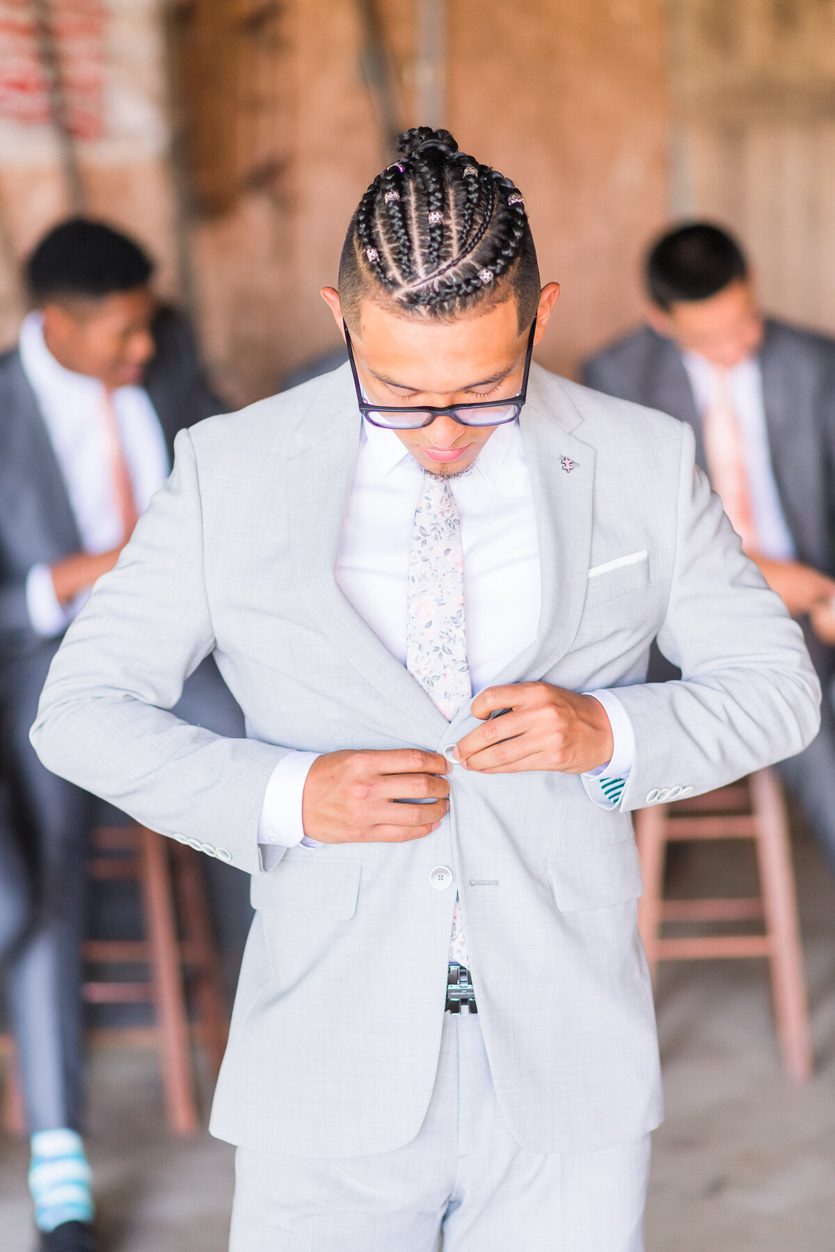 2. Groom Getting Ready_60