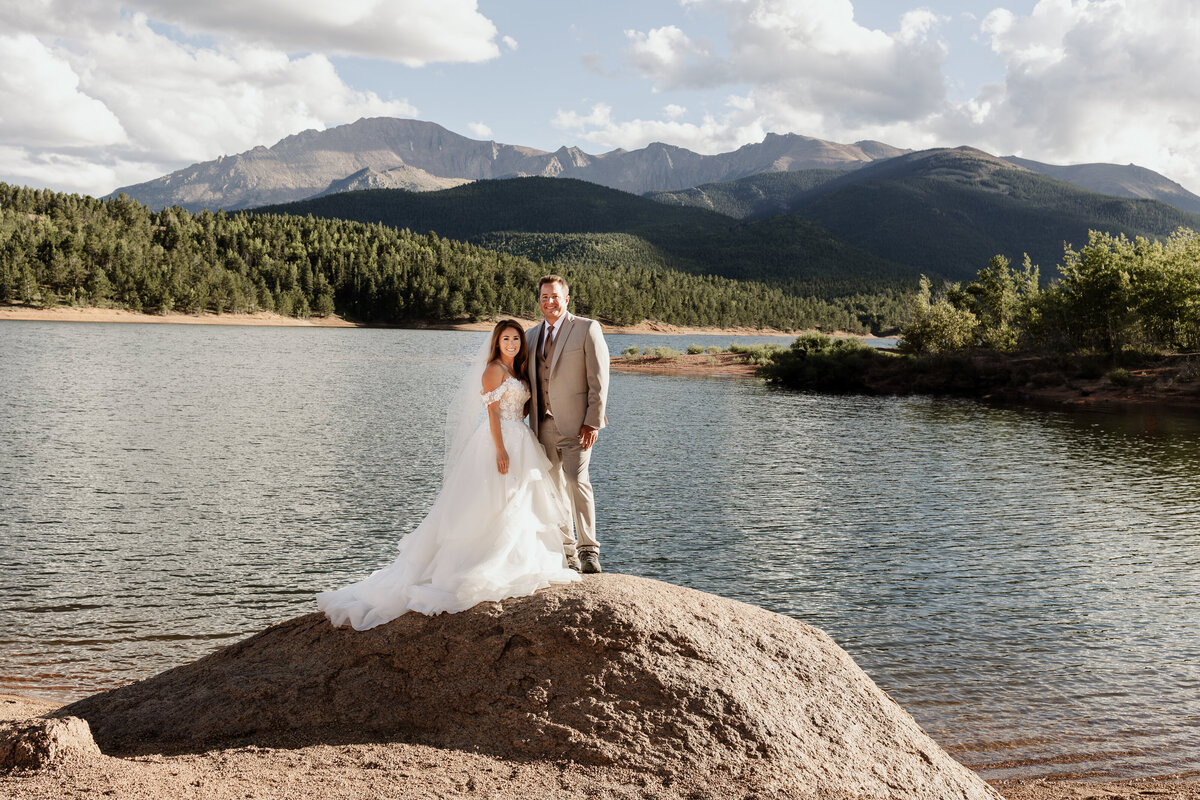Pikes Peak Elopement Photographer - Jenn and Kyle