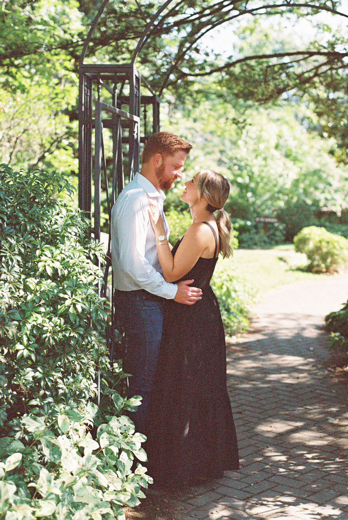 Lisa-Blanche-Photography-Lauren&Connor-FILM-29
