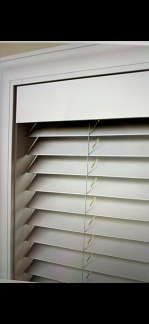 Alta wood blind valance