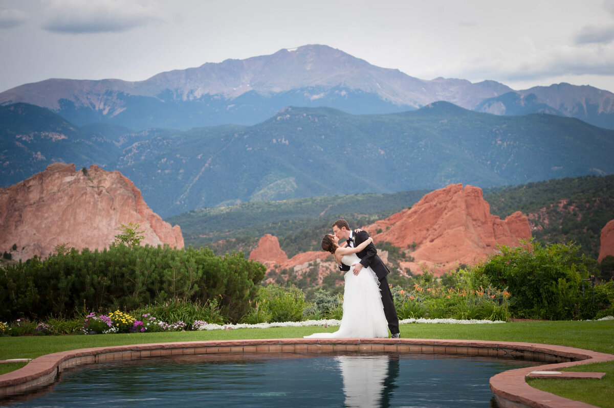 Colorado-Springs-wedding-photographer-16