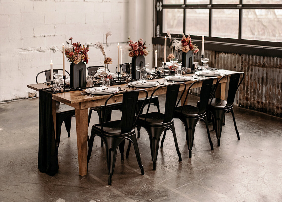 Alder-Farm-Tables-Black-Chairs-Inspire-8-2