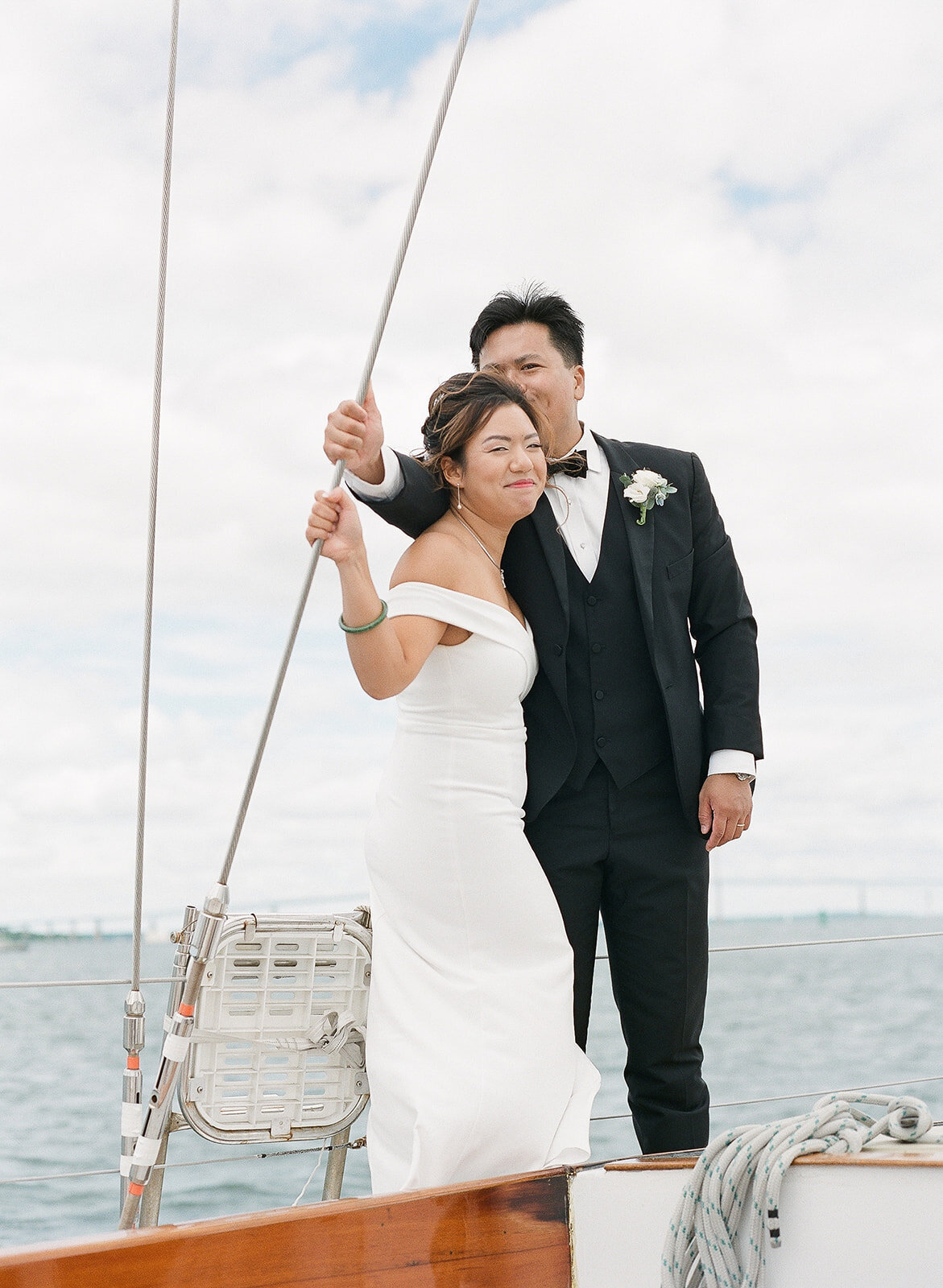 Elopement_Sailboat_Wedding_Newport_RI548084_0012262CHilaryBPhotography