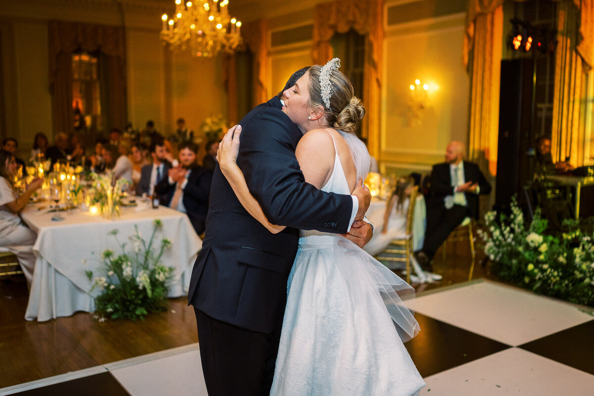 Farmington Country Club Wedding Photographer - Hunter and Sarah Photography-100