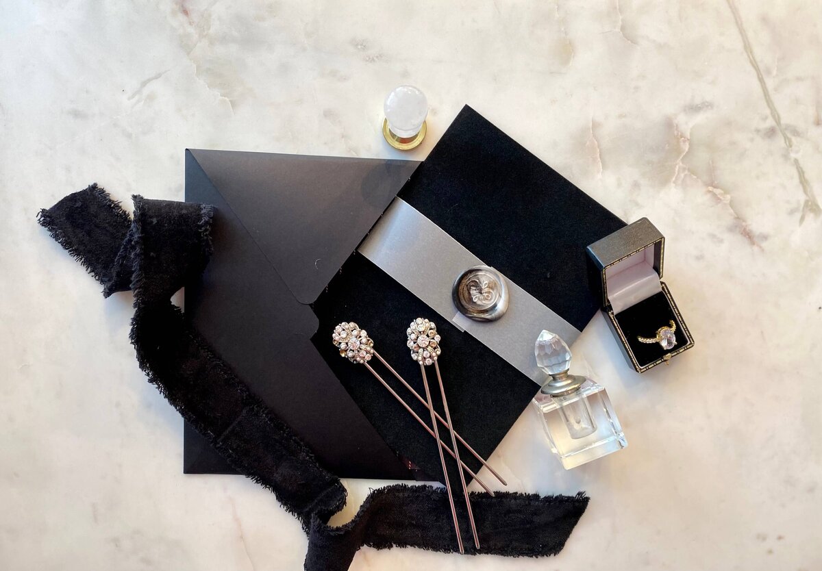 black-velvet-wedding-invitation-wax-seal