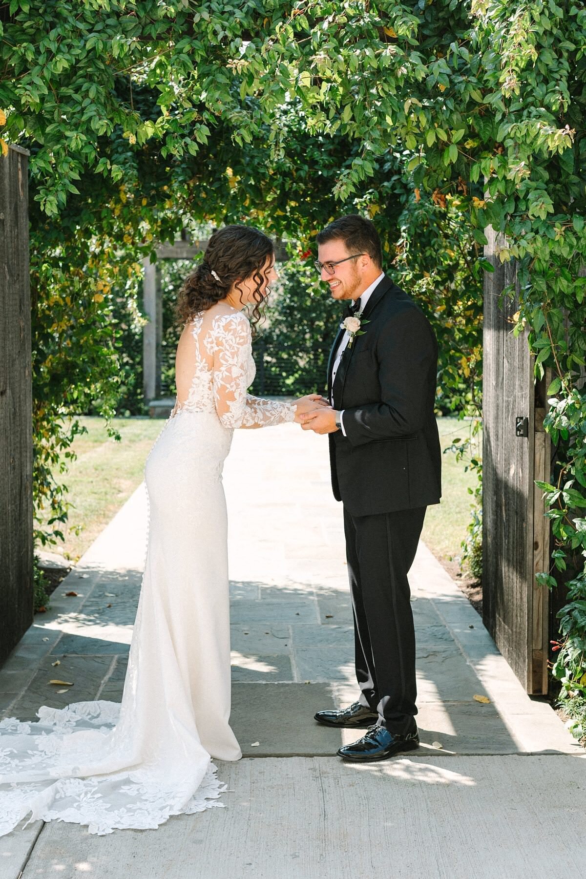 Bride and Groom Wedding Portaits Kelynn and Mathew Evansville Owensboro161
