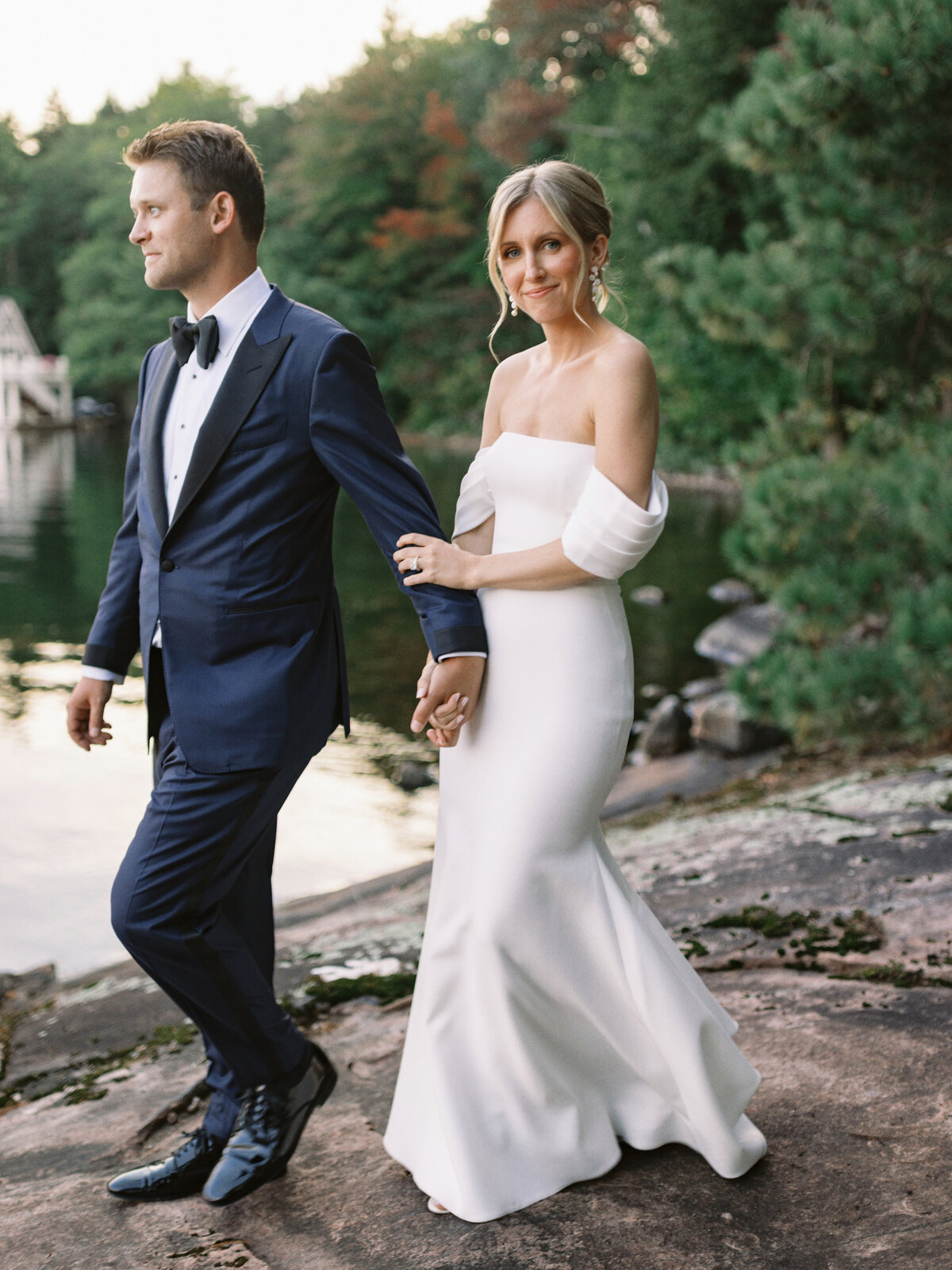 AshleyPigottEvents-Wedding-Emily&Conrad-Muskoka-LakeJoseph-049
