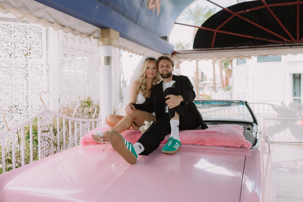 modern-vegas-wedding