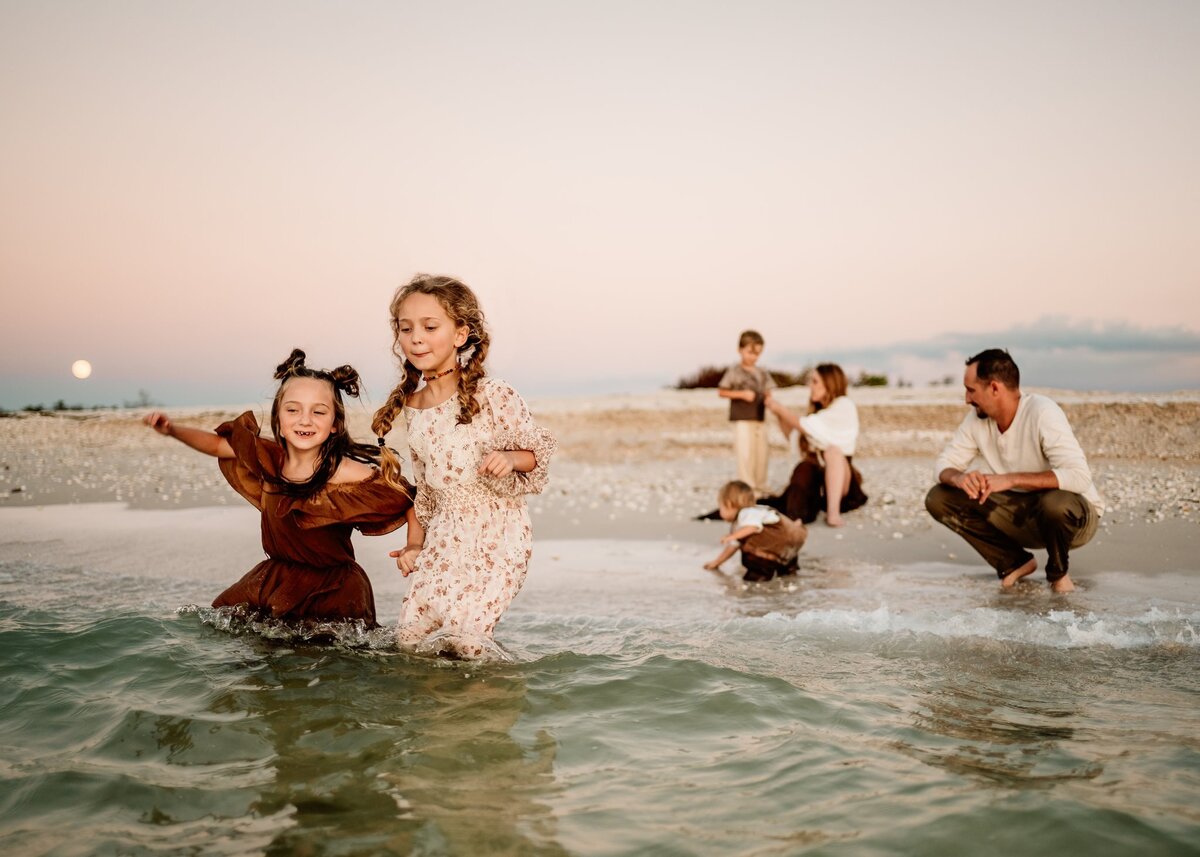 Chasing Creative Family Portraits 2024-117