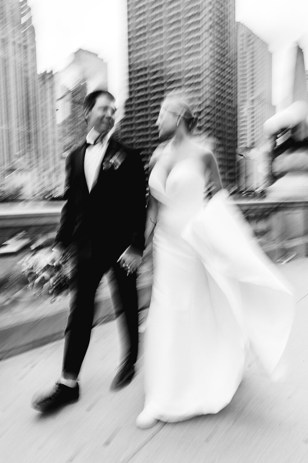 Chicago-Wedding--Engagement-Photos_0023
