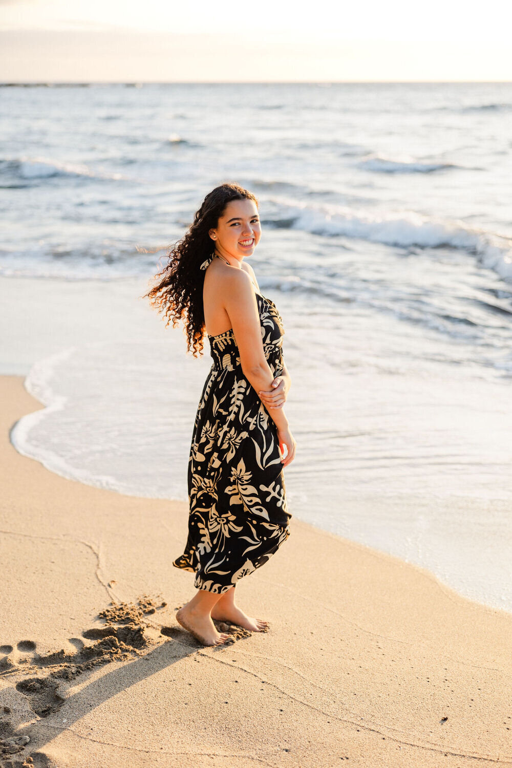 Senior-Photos-Kukio-Beach-Hawaii (17)