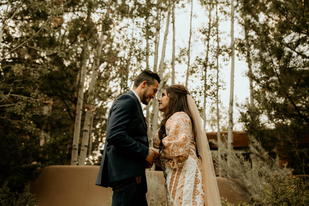 taos-new-mexico-intimate-wedding-photography-32