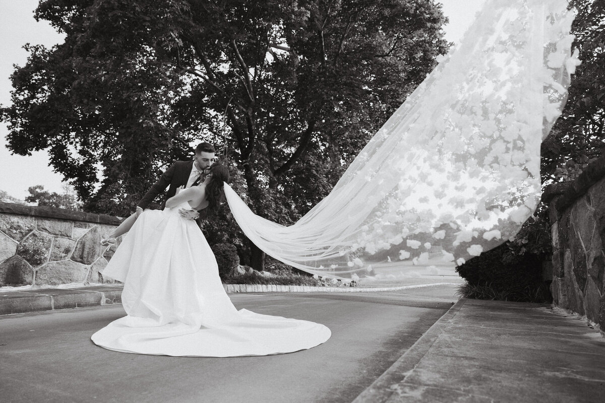 250802-Lauren&Nicholas-BrooklakeCountryClub-Wedding-FlorhamPark-NJ-Previews-Web-126