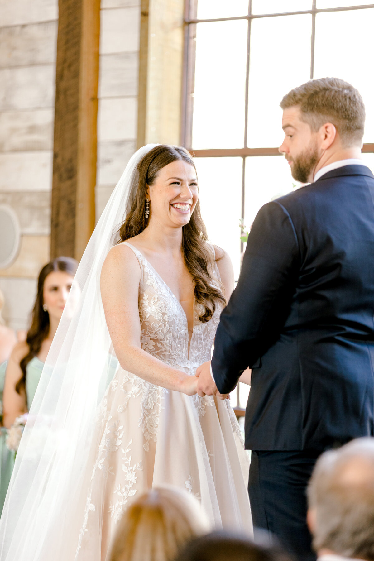 Big Sky Barn Wedding_Kasey Lynn Photography_028