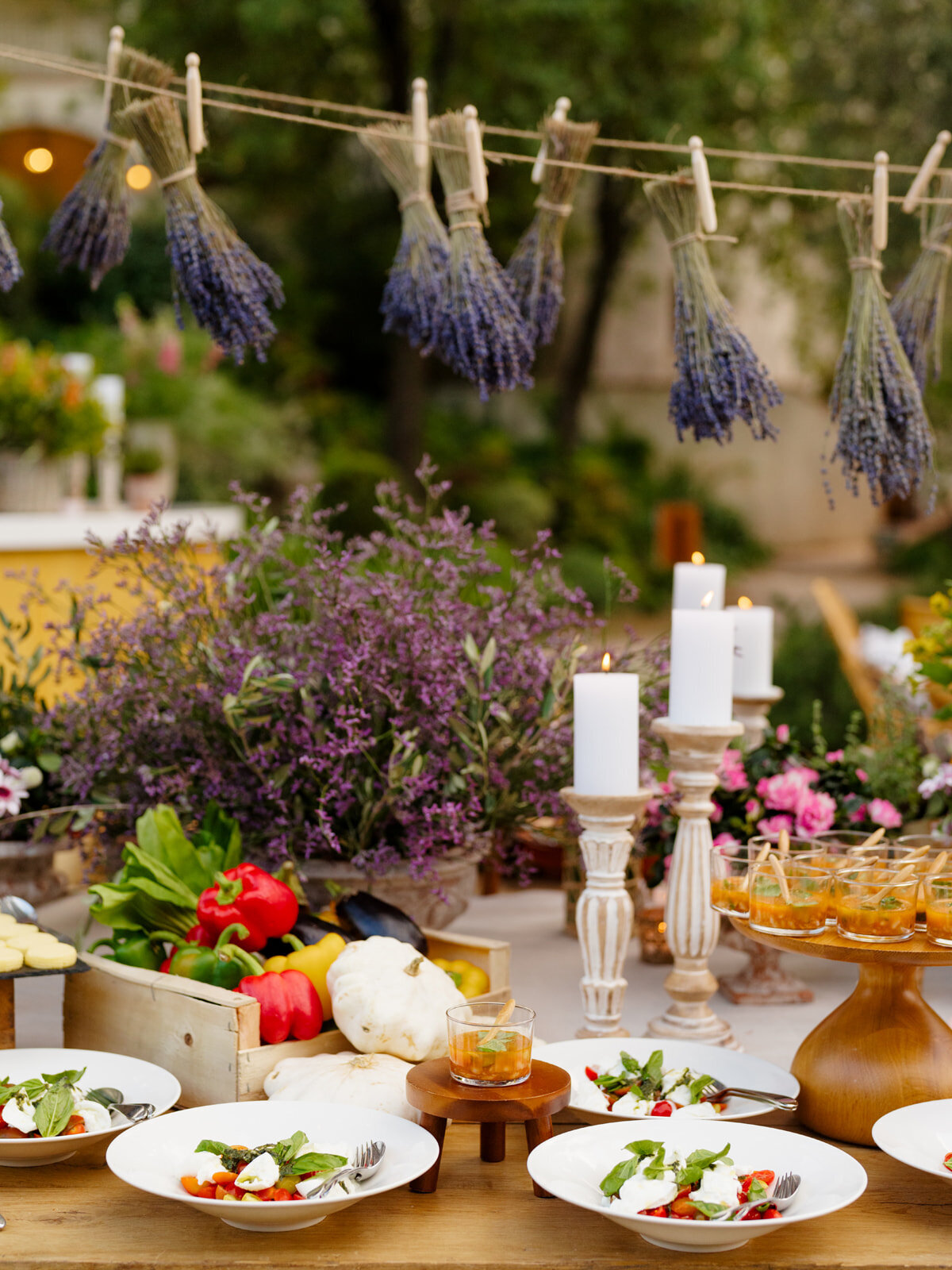 Rustic outdoor buffet, Welcome party Château Saint Martin