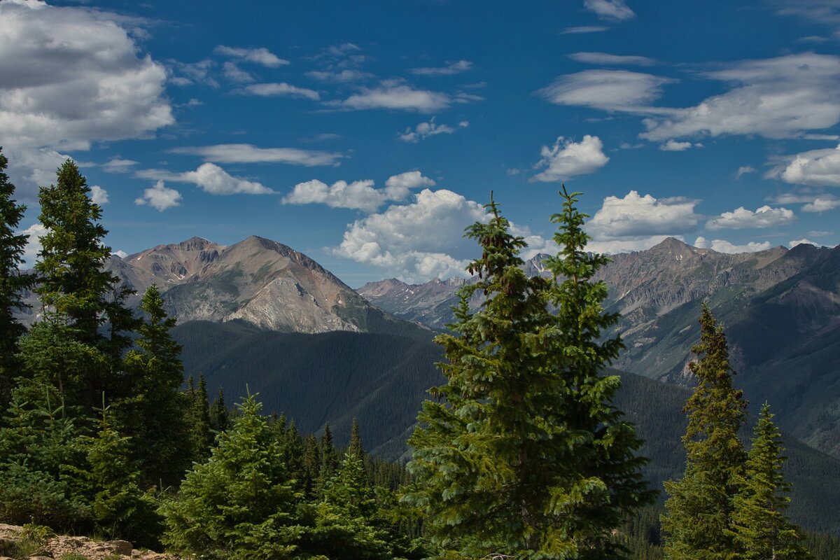 braden-egli-5TAC4t9O2ZU-unsplash