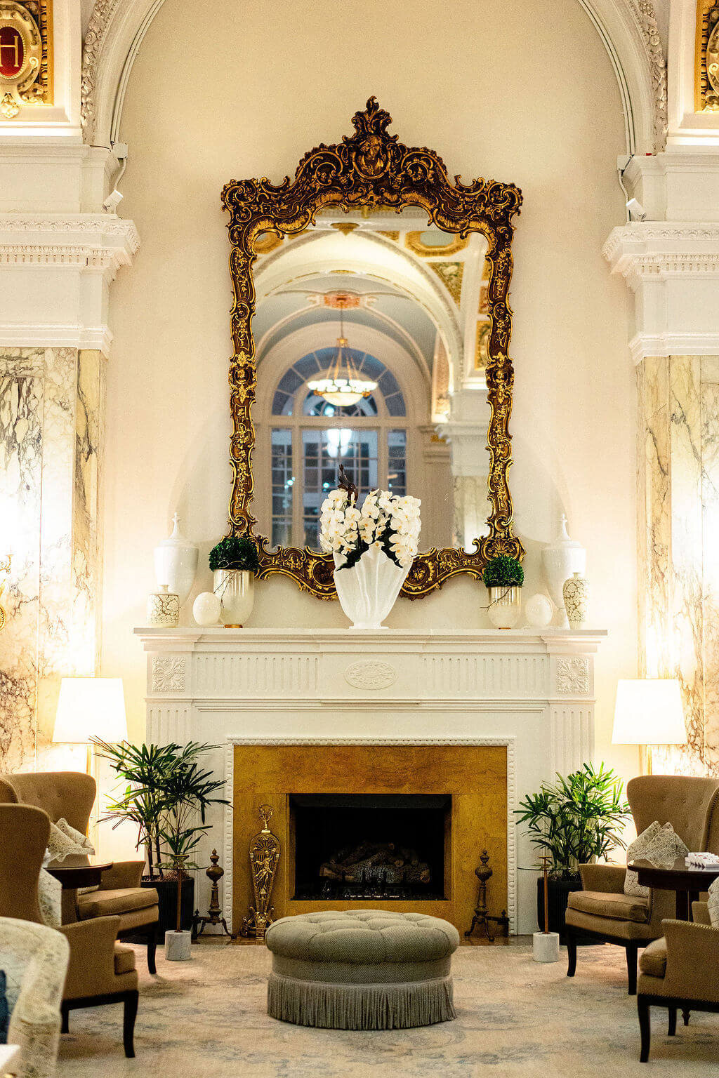 02.elegant-rehearsal-dinner-wedding-reception-hermitage-hotel-nashville-kentucky-derby-theme