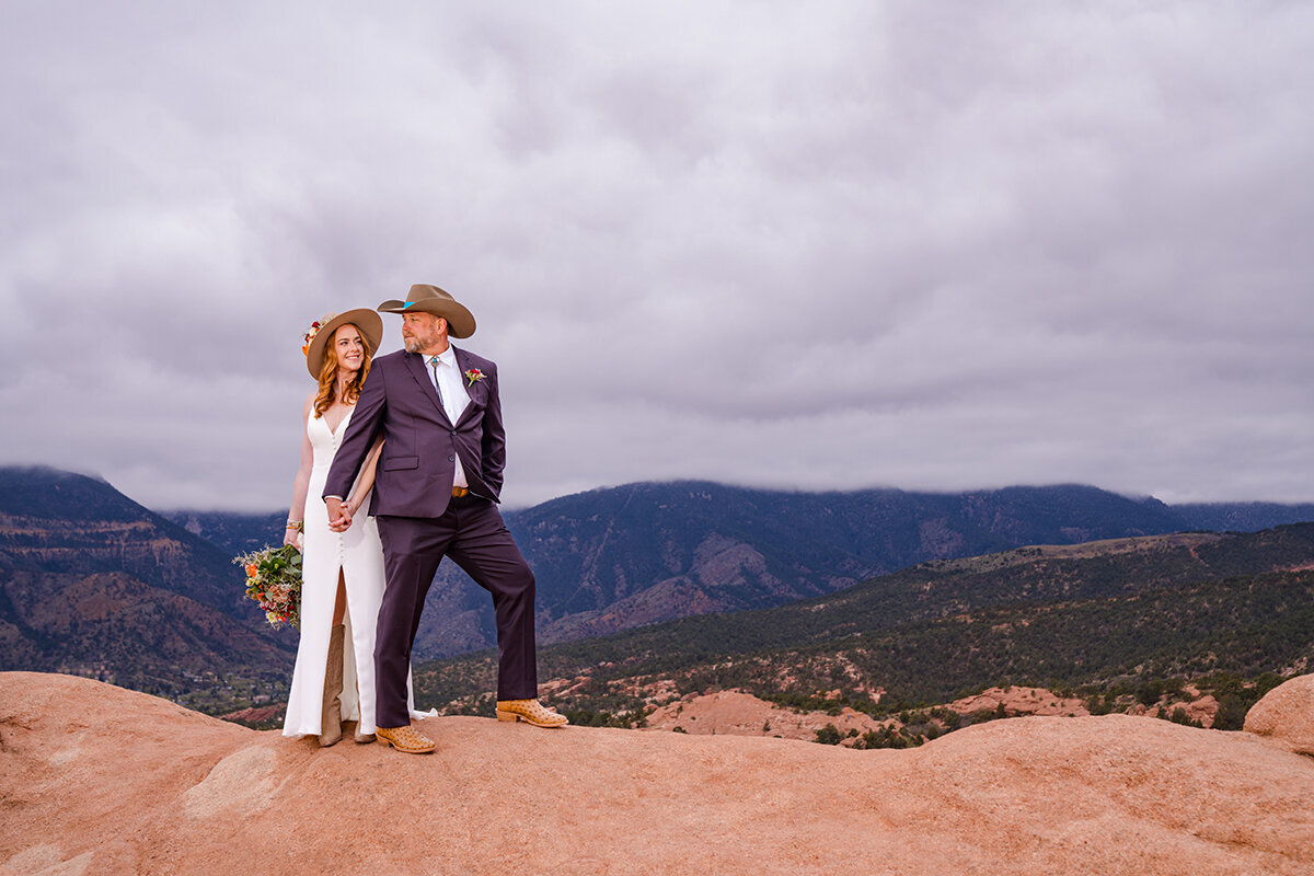 Atwell Garden of the Gods Resort Wedding-1000-1082