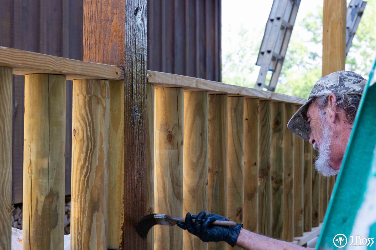 log home staining in johnson city j.ross